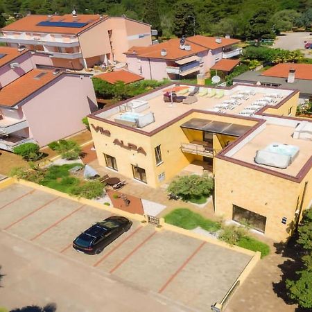Villa Alpa Umag Bagian luar foto