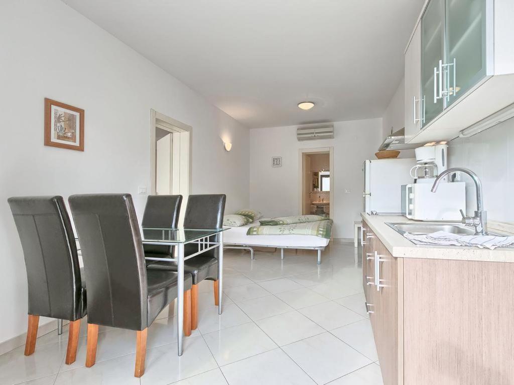 Villa Alpa Umag Bagian luar foto