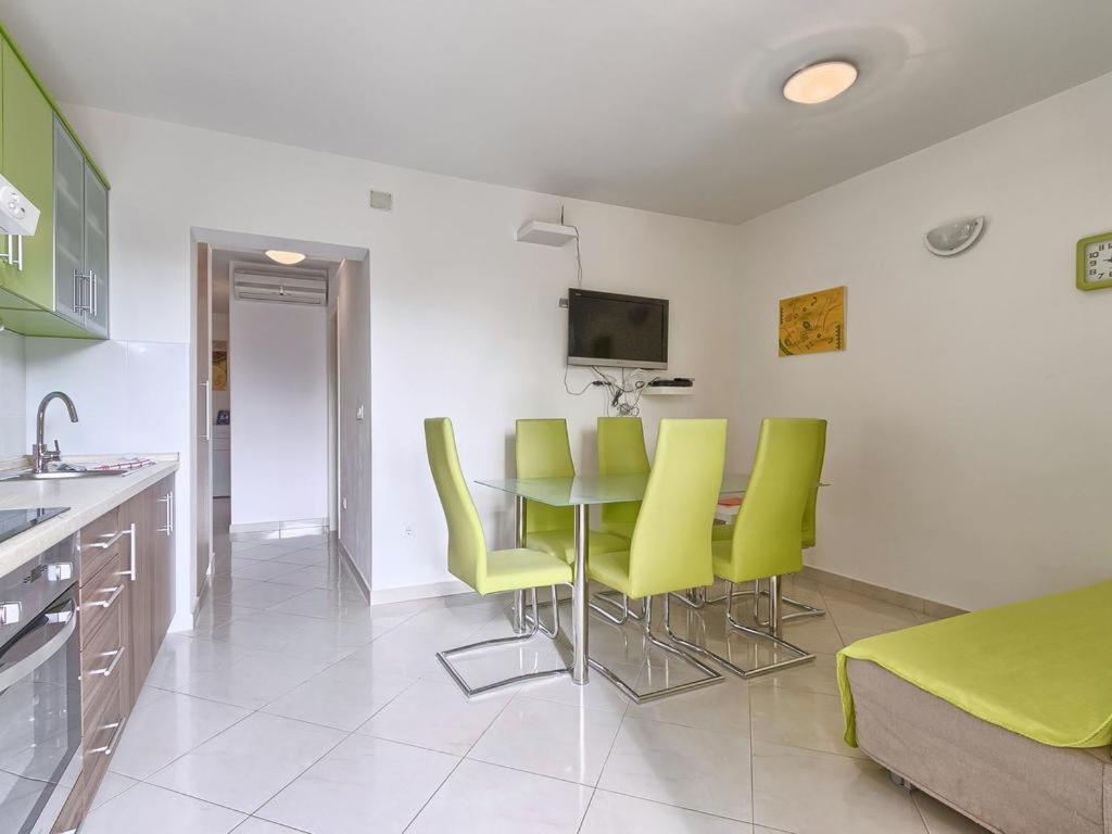 Villa Alpa Umag Bagian luar foto