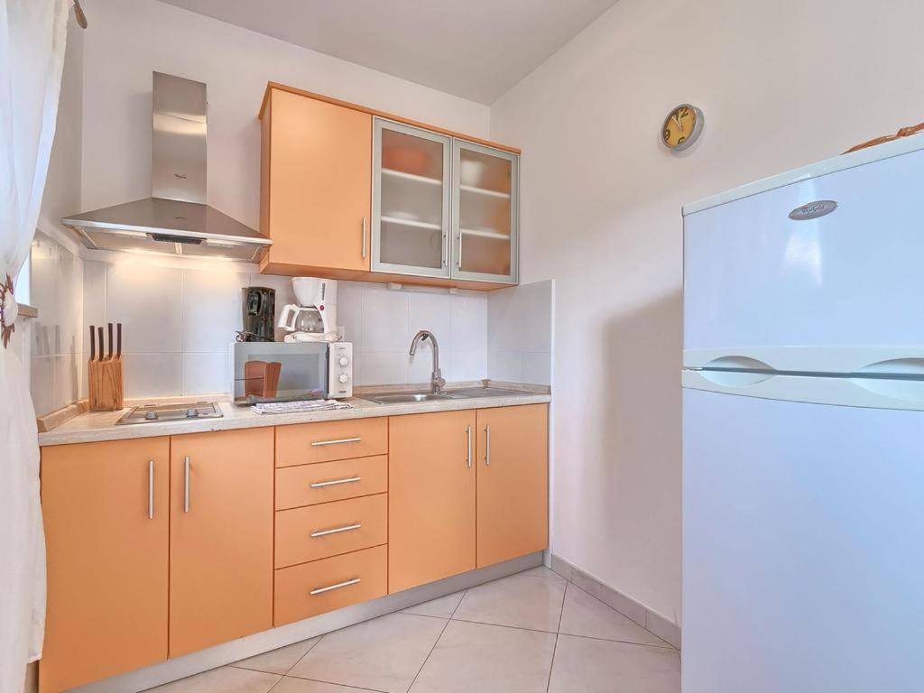 Villa Alpa Umag Bagian luar foto
