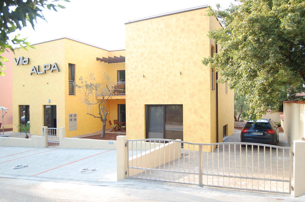 Villa Alpa Umag Bagian luar foto