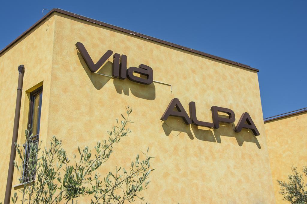Villa Alpa Umag Bagian luar foto